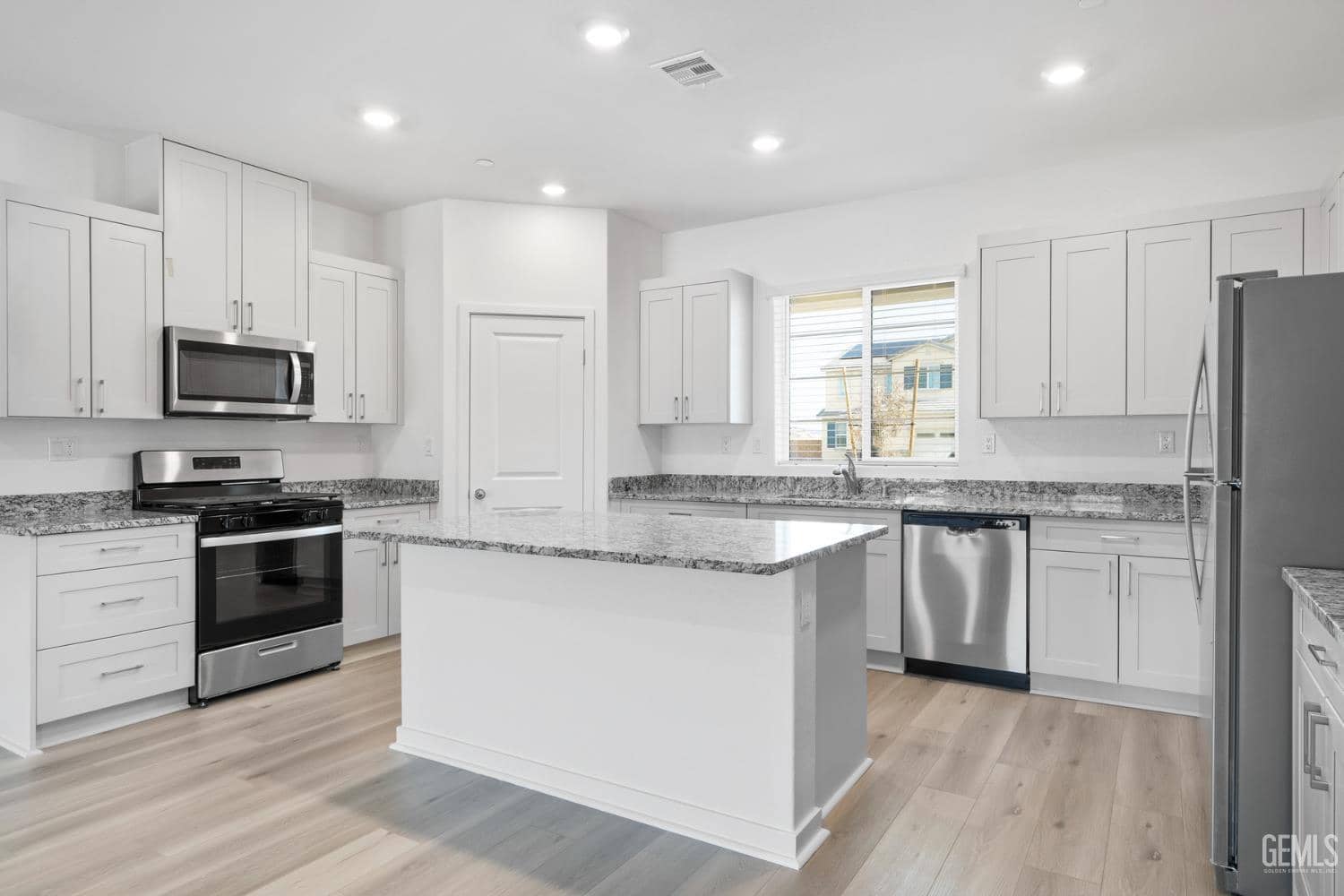 5117 Beaverhead Avenue — photo 4