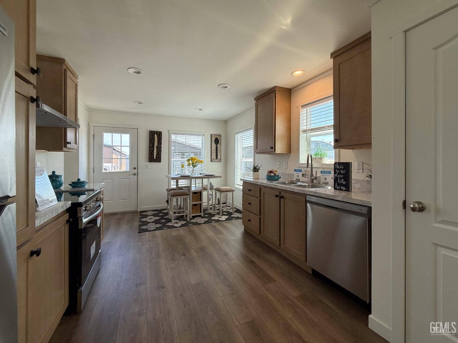 2316 S I Street — photo 4