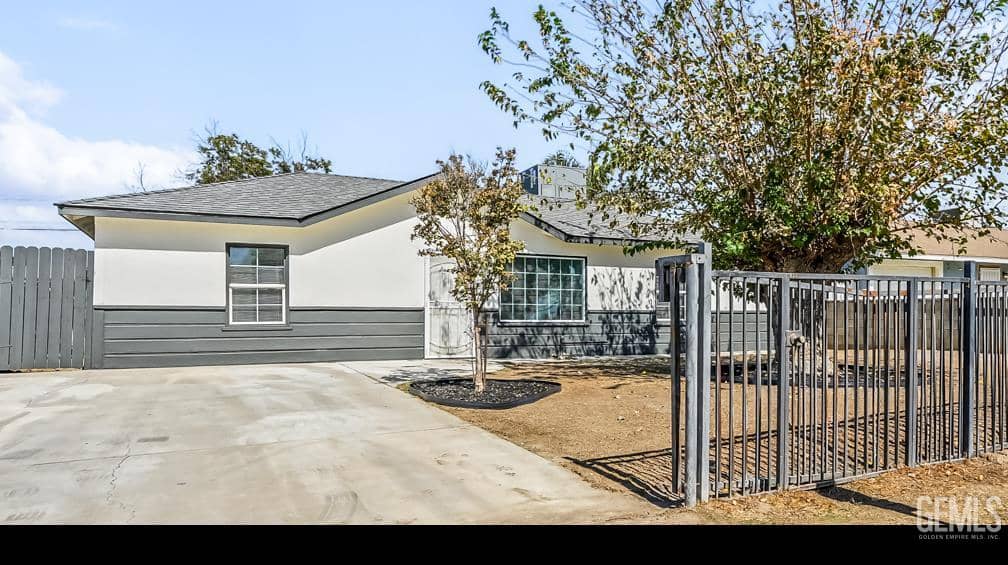 428 Sperry Street — photo 4