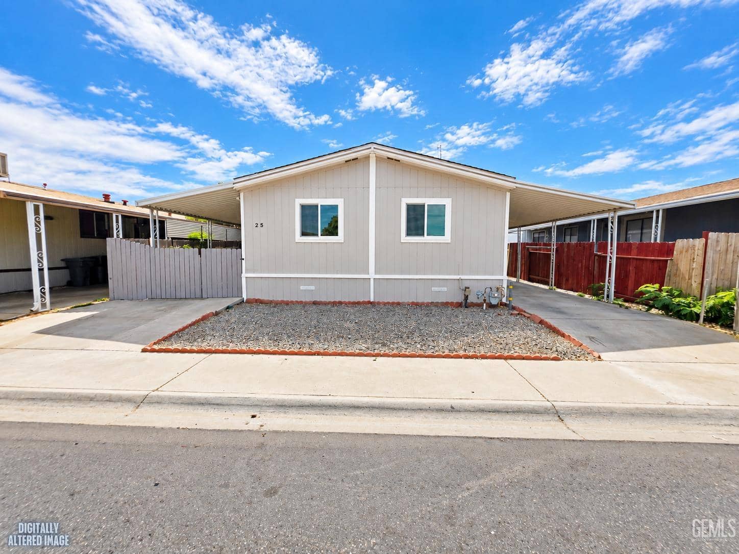 1301 Taft Highway