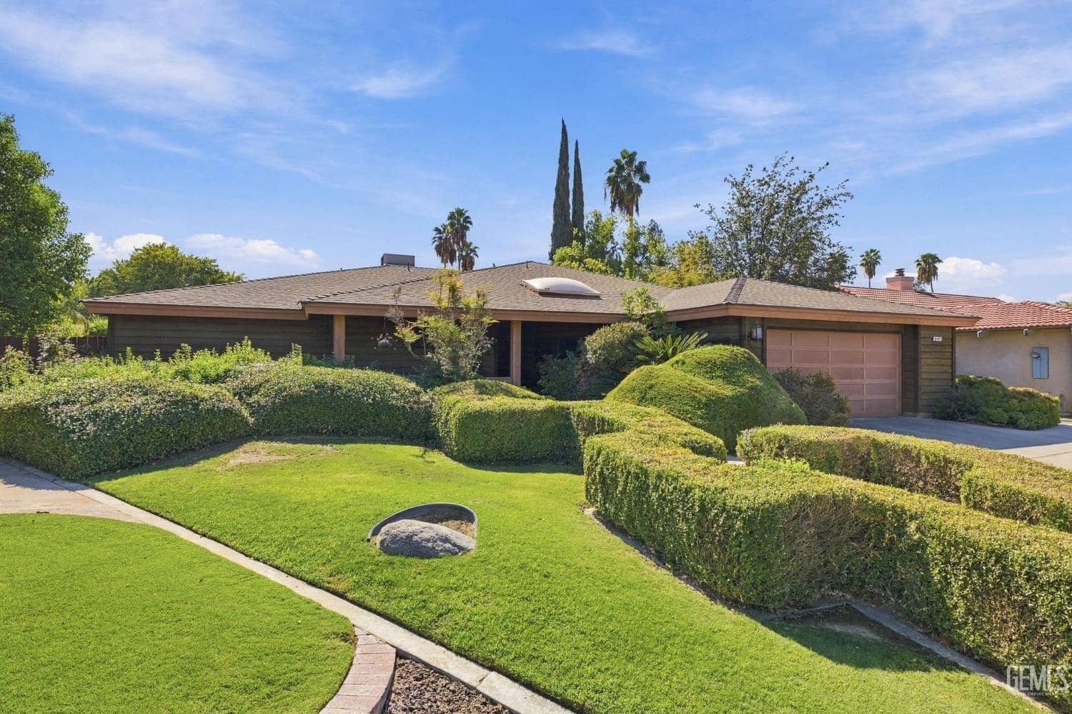 9705 Willow Oak Court
