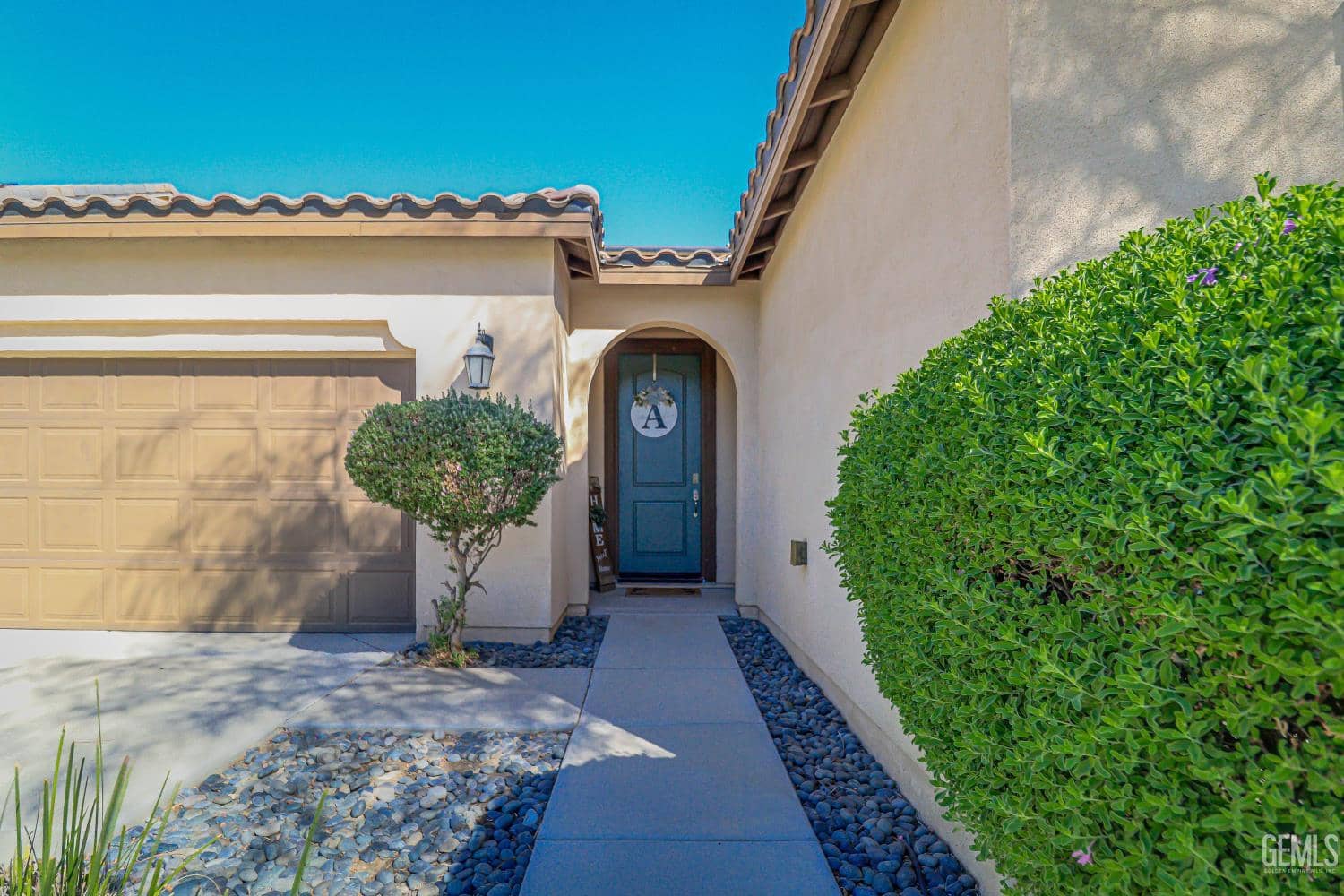 9804 Sentinel Peak Place — photo 4
