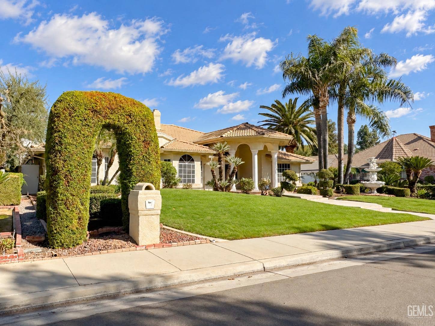 7808 Jill Jean Avenue — photo 4