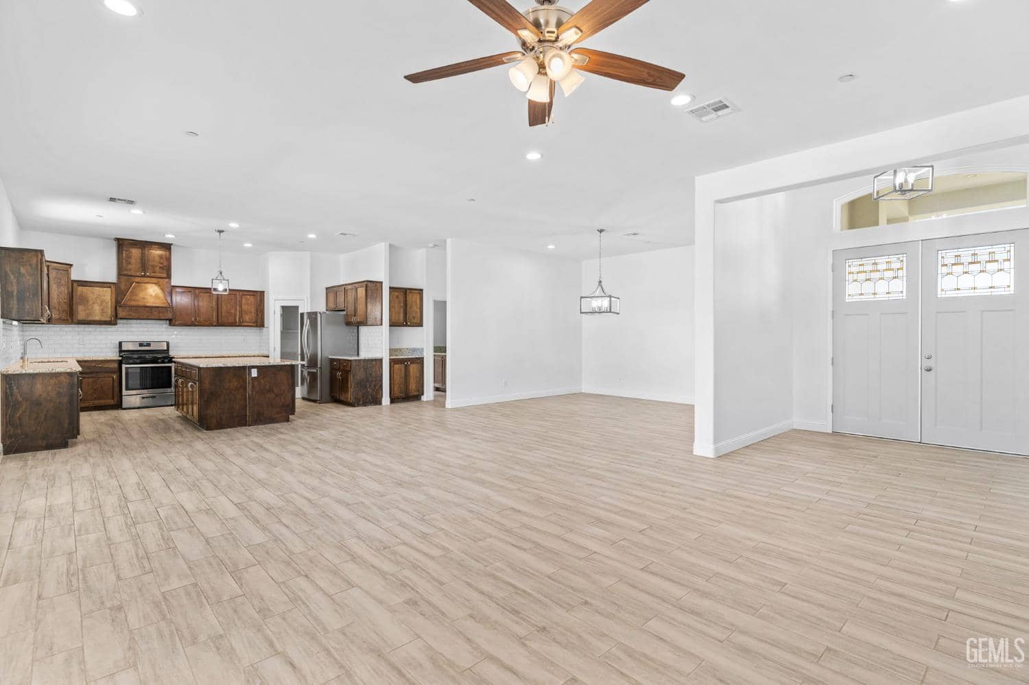 14111 Danbur Drive — photo 4