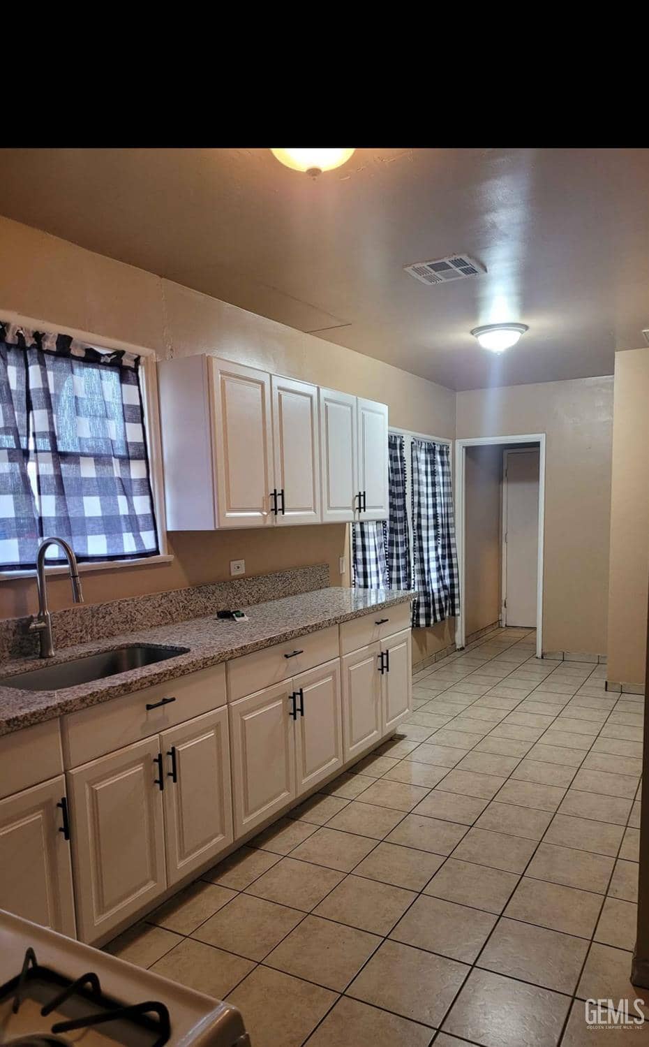 1207 Pacific Street — photo 3