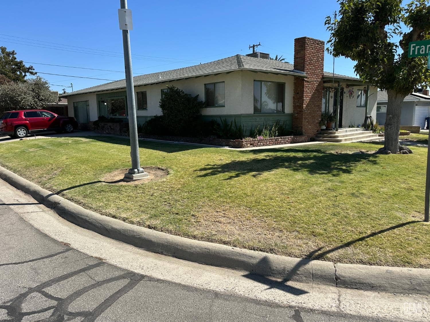 2313 Autumn Street — photo 3
