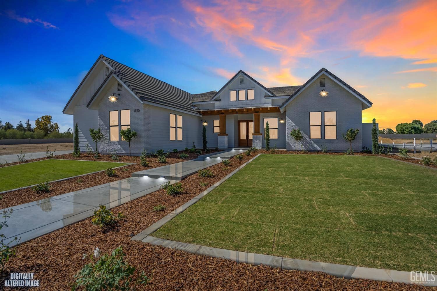 1925 Emerald Palm Court