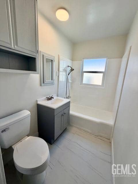 316 Lloyd Street — photo 6
