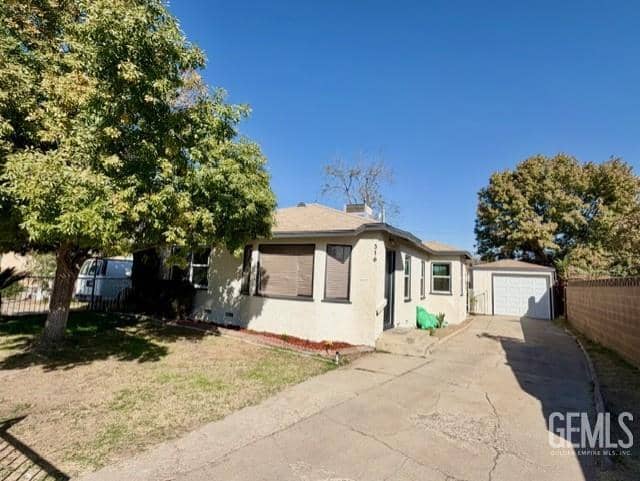 316 Lloyd Street