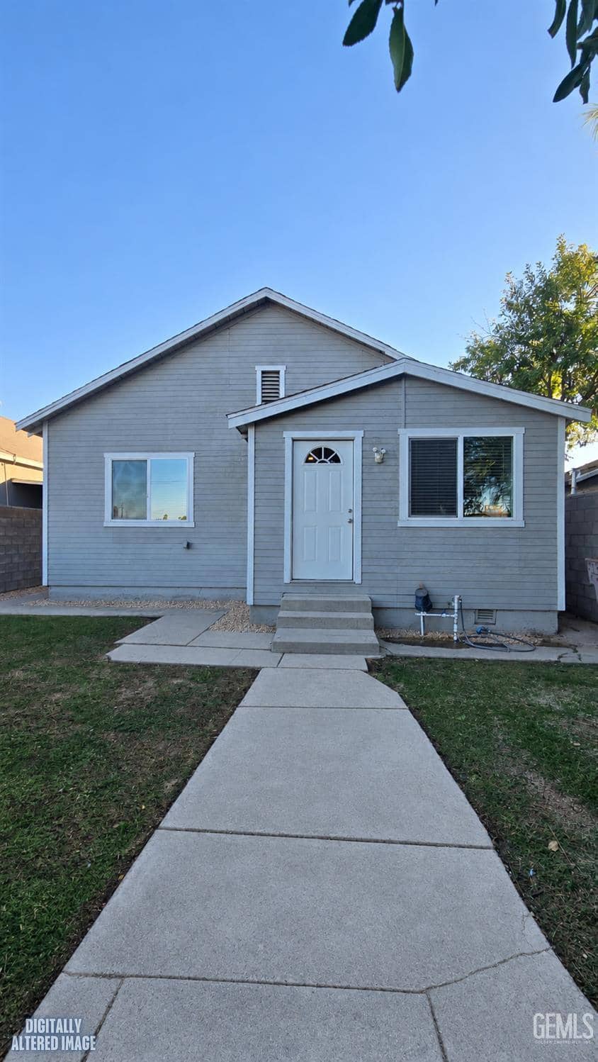 923 Sumner Street — photo 3