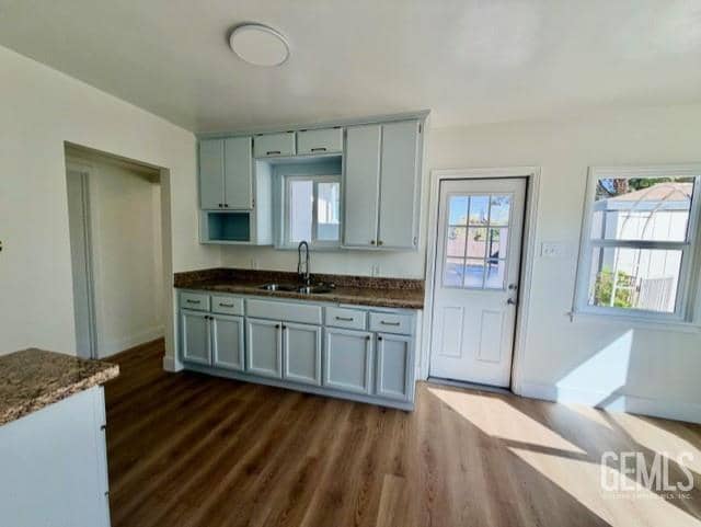 316 Lloyd Street — photo 5